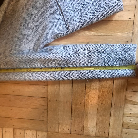 Banana Republic Black and White Herringbone Blazer Tweed Petite - Picture 7 of 7